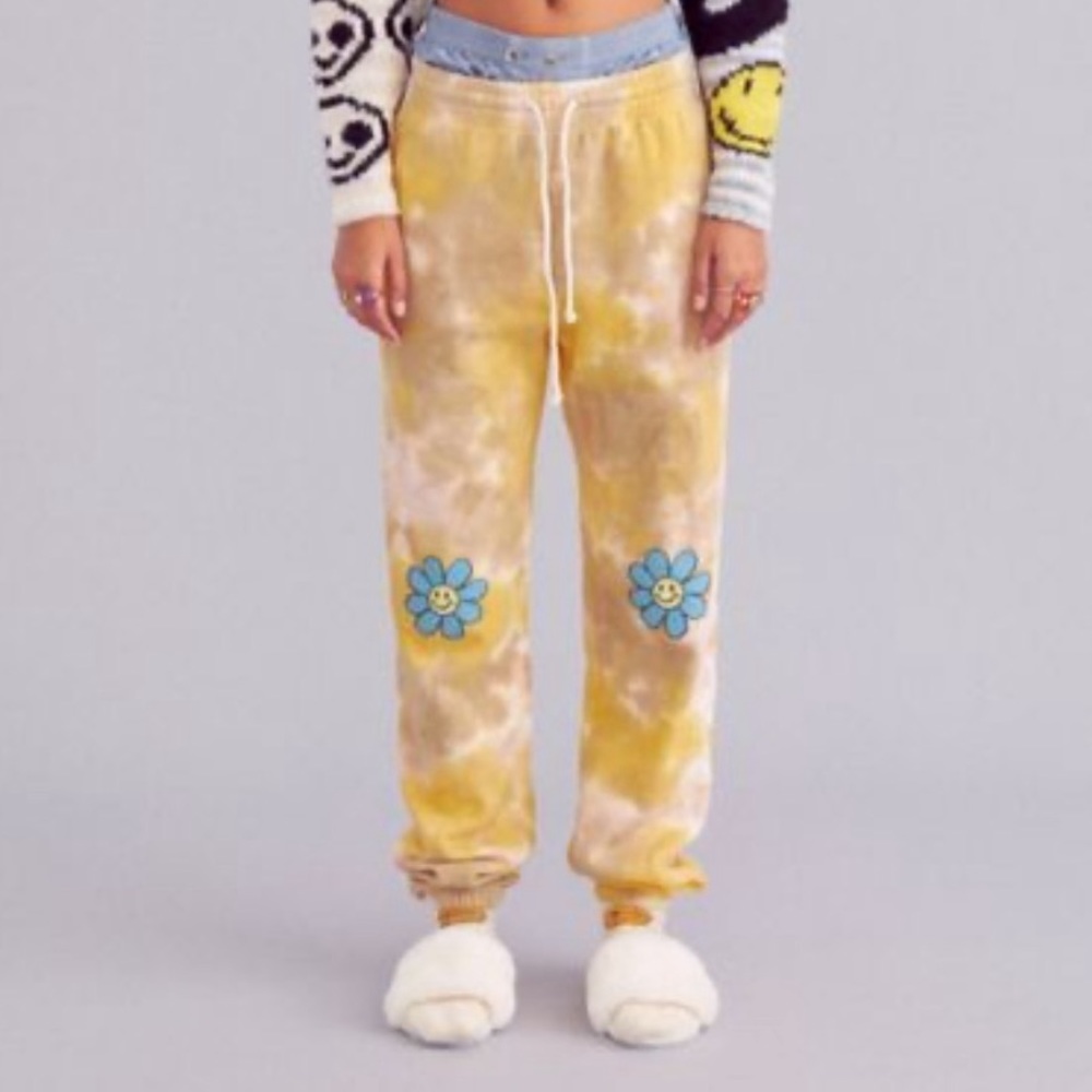 🌸 UO Hippie Kya Sweatpants M ☀️